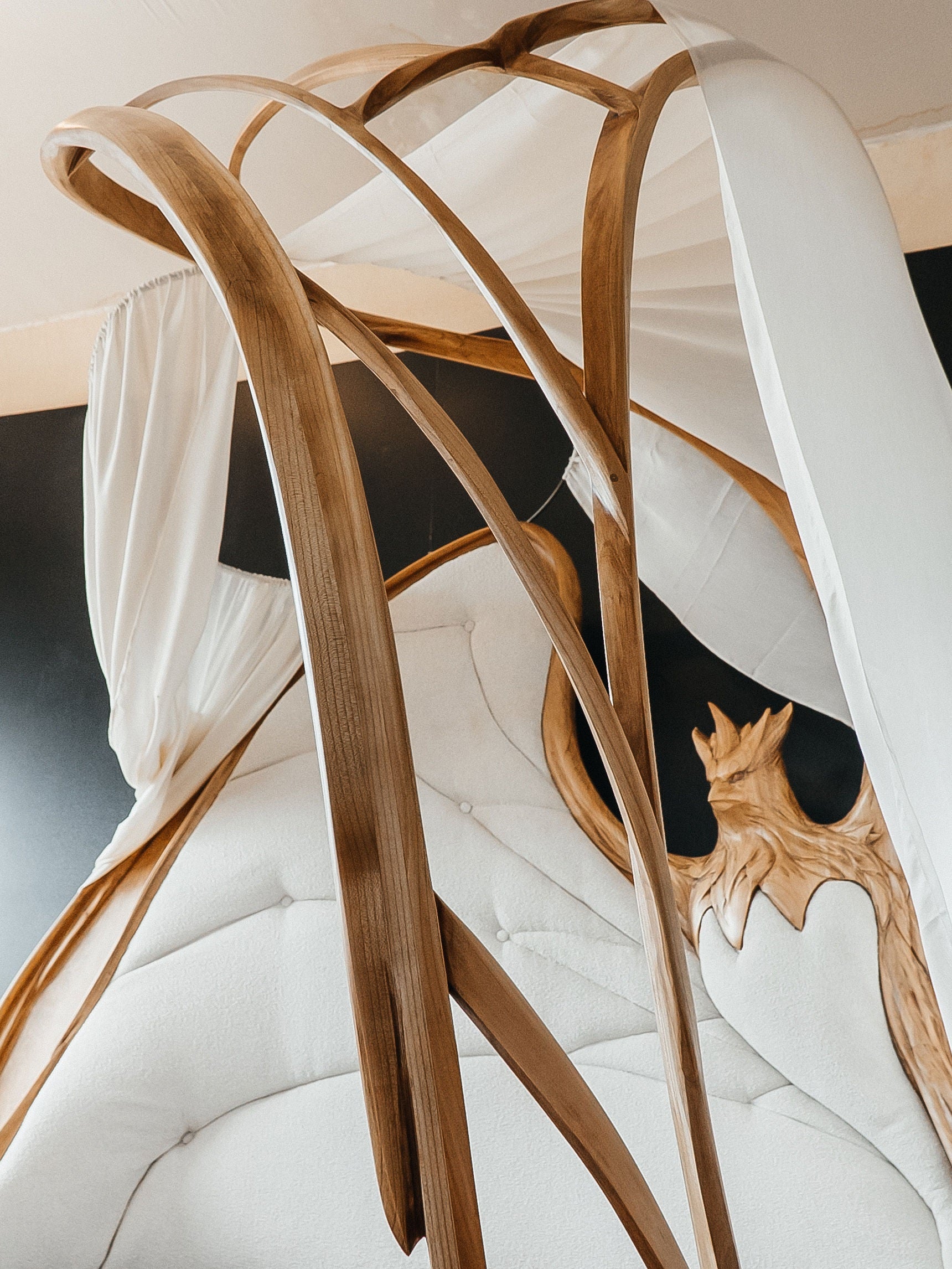 Phoenix Canopy Bed – Sculptural Bedroom Ensemble