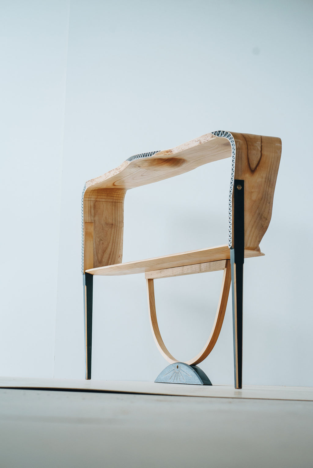 Console Table DYVYNA