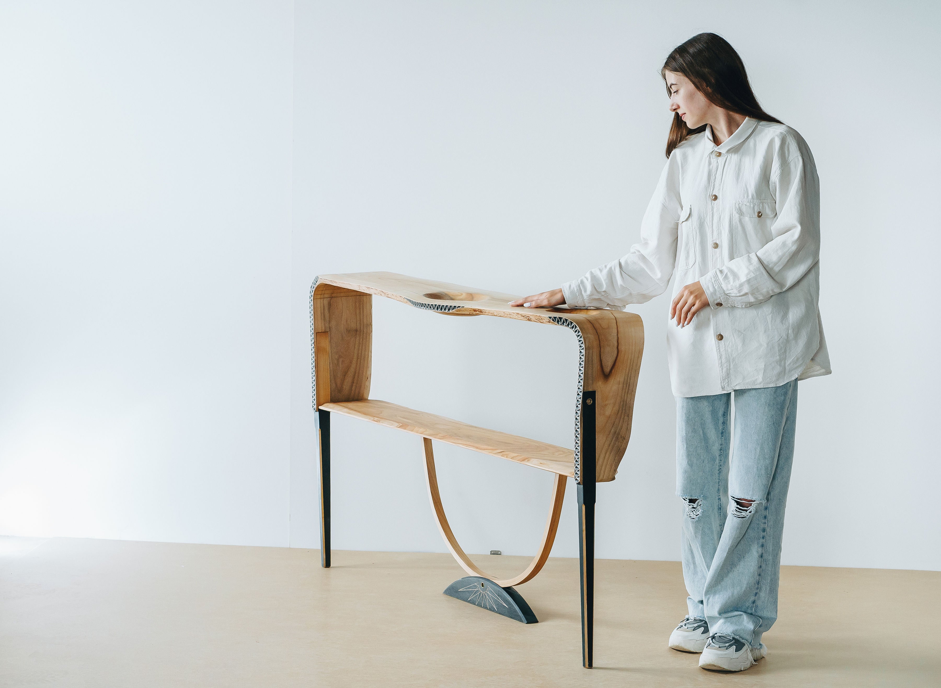 Console Table DYVYNA
