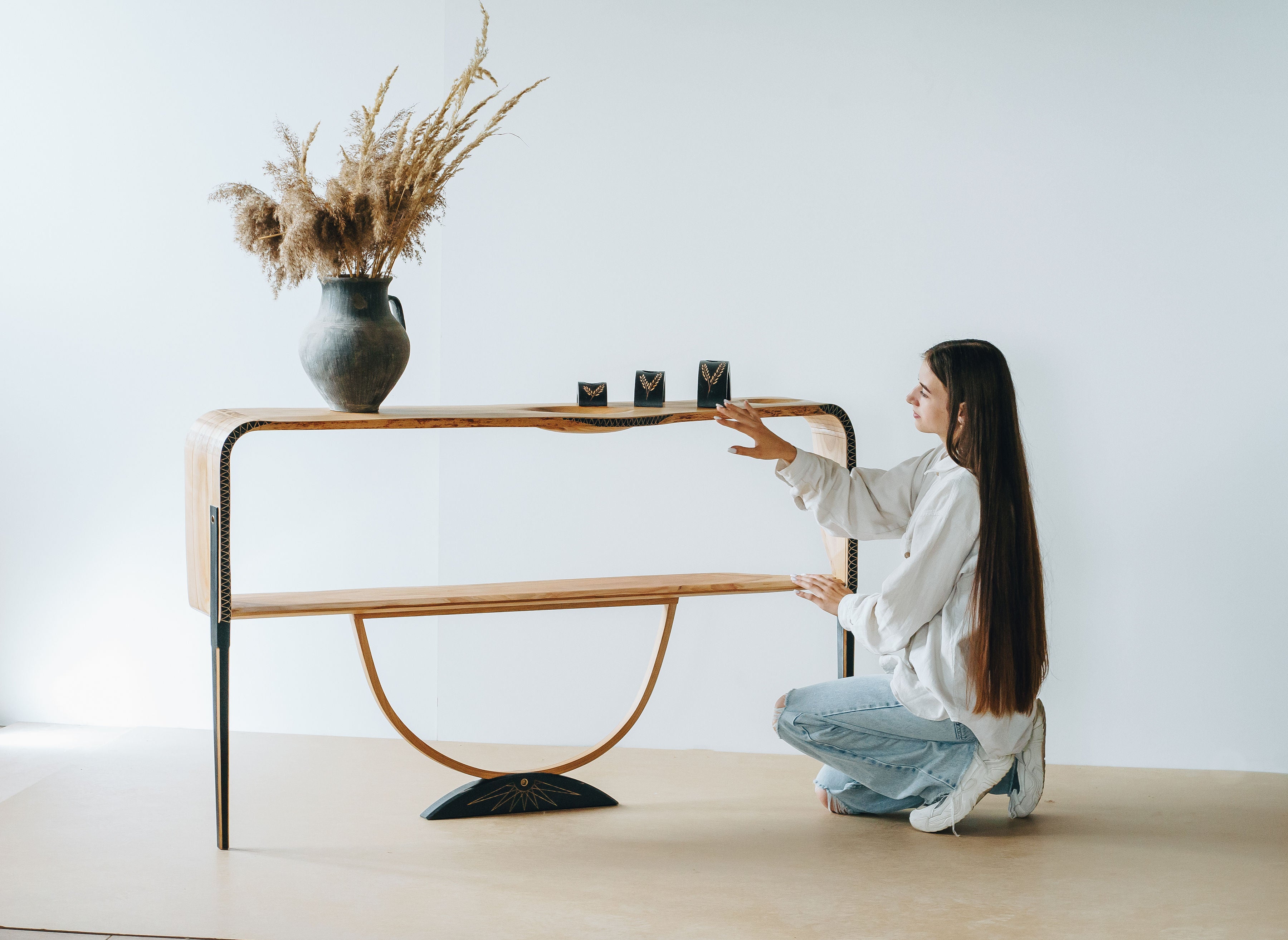 Console Table DYVYNA